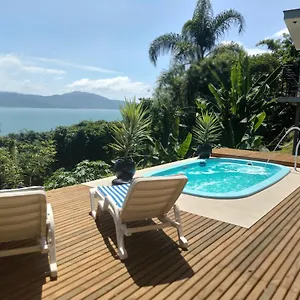 Com Piscina , Florianópolis Brasil
