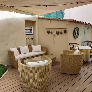  Appartement Rez-de-chaussée Privatif Spacieux 3* D'une Centre France